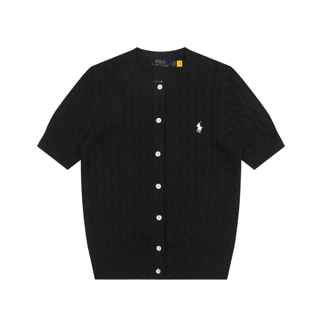 🅿️176 "Top quality" Style number: DS021# (not off the shelves all year round) [Ralph Lauren round neck cardigan solid color pony embroidered logo knitted short sleeves] ✅Ralph Lauren classic basic versatile all-season cardigan knitted short sleeves ✅Main supplier platform live broadcast Wholesale entities Replenish when out of stock Not off the shelves ✅ZP quality 1:1 version Scan the code to enter the GF website Counter quality ✅Details and quality are the only one in Guangzhou. Imported quality cotton yarn, focusing on high-end, cost-effective. Needless to say good quality. ✅The version is restored to the original order. The maximum size can be worn up to 160 pounds. Loose, comfortable and stress-free.